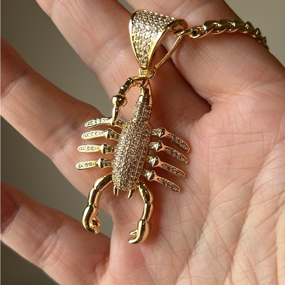 Gold Scorpion CZ Pendant with 18k gold plated Necklace - Picture 3 of 3